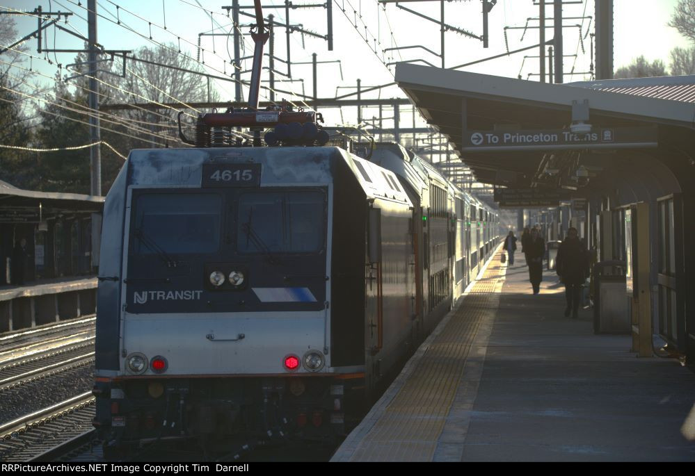 NJT 4615 ready to head west